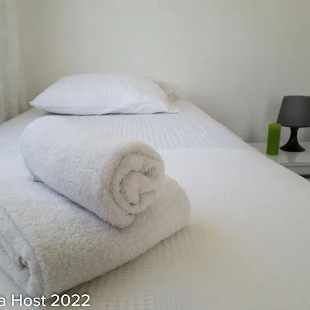 Magnificent Duplex With Terrace And 4 Balconies 펜션 *
