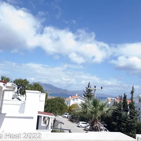 Magnificent Duplex With Terrace And 4 Balconies Vakantiehuis Datça