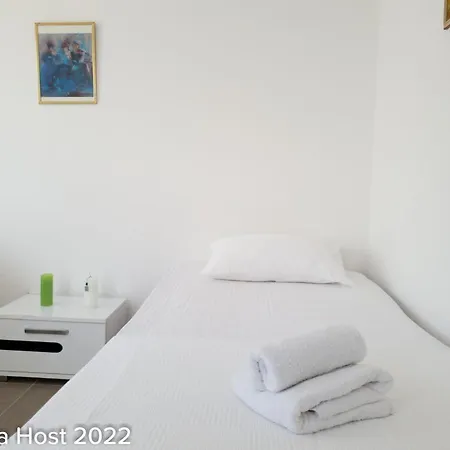 Magnificent Duplex With Terrace And 4 Balconies 펜션 *