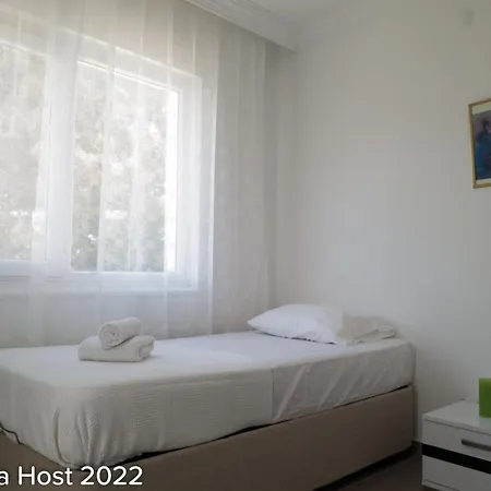 Magnificent Duplex With Terrace And 4 Balconies 펜션 *