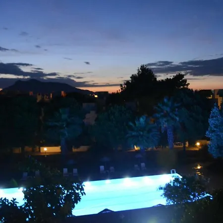 Magnificent Duplex With Terrace And 4 Balconies * 닷차